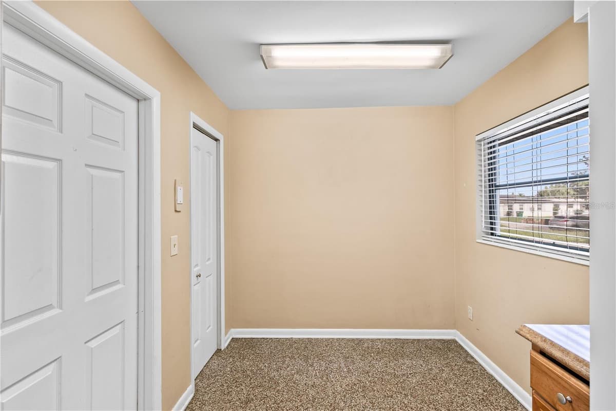 1484 VIBURNUM LANE — photo 11 of 17