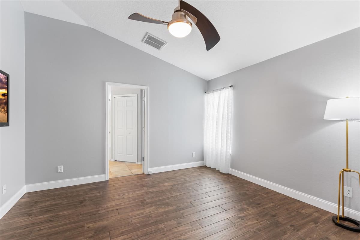 1702 MEADOW OAK LANE — photo 19 of 49
