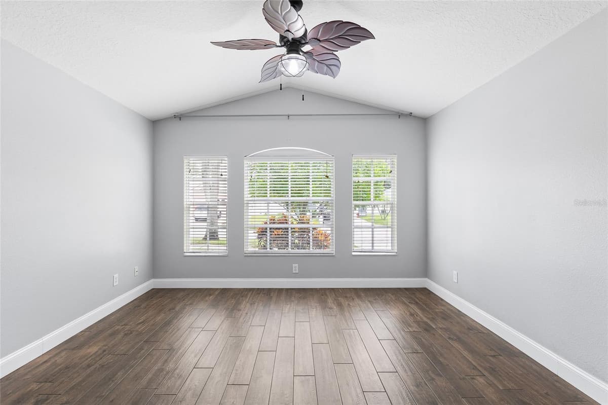 1702 MEADOW OAK LANE — photo 18 of 49