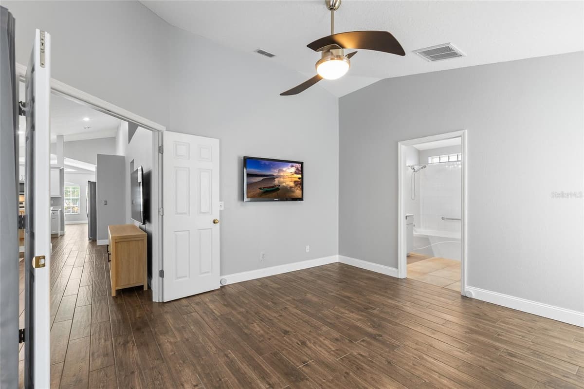 1702 MEADOW OAK LANE — photo 20 of 49