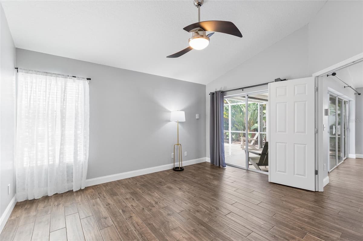 1702 MEADOW OAK LANE — photo 21 of 49