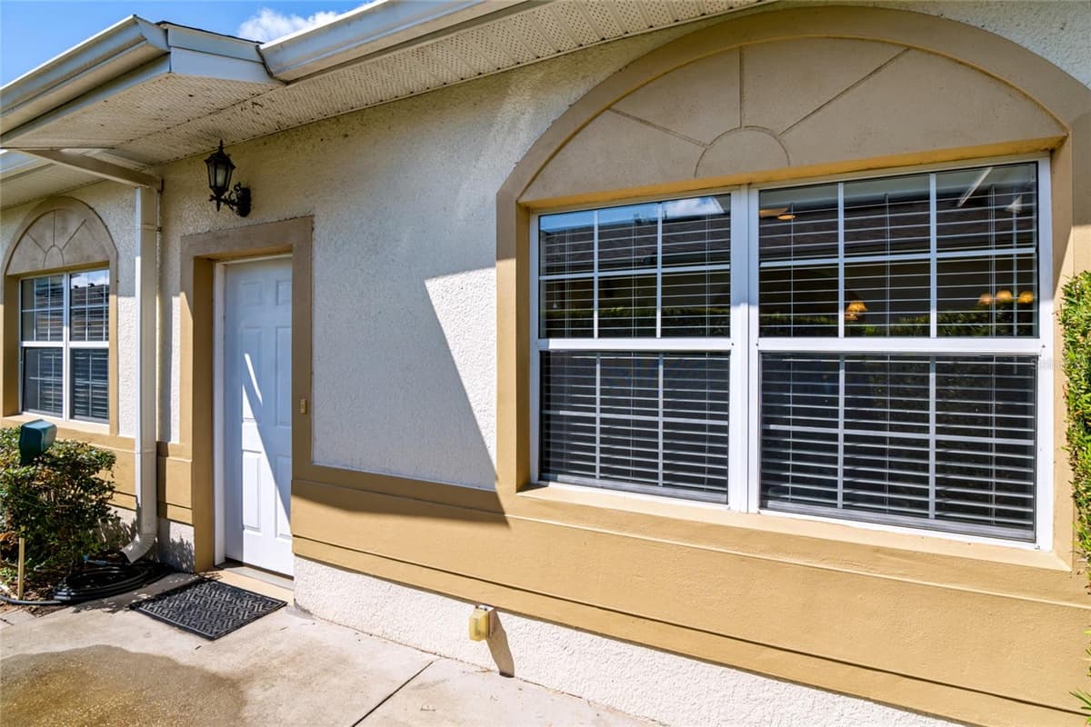 17313 CHATEAU PINE WAY — photo 4 of 47