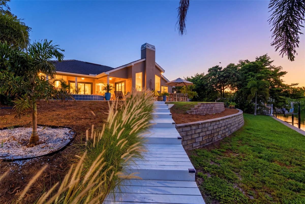 1102 MARINA DRIVE — photo 47 of 50