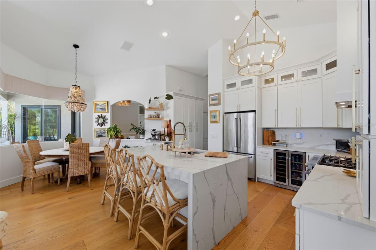 1102 MARINA DRIVE — photo 16 of 50