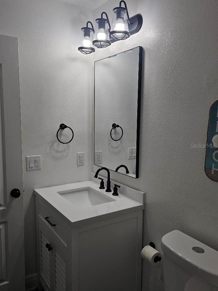 2009 CROSSCREEK COURT — photo 25 of 33
