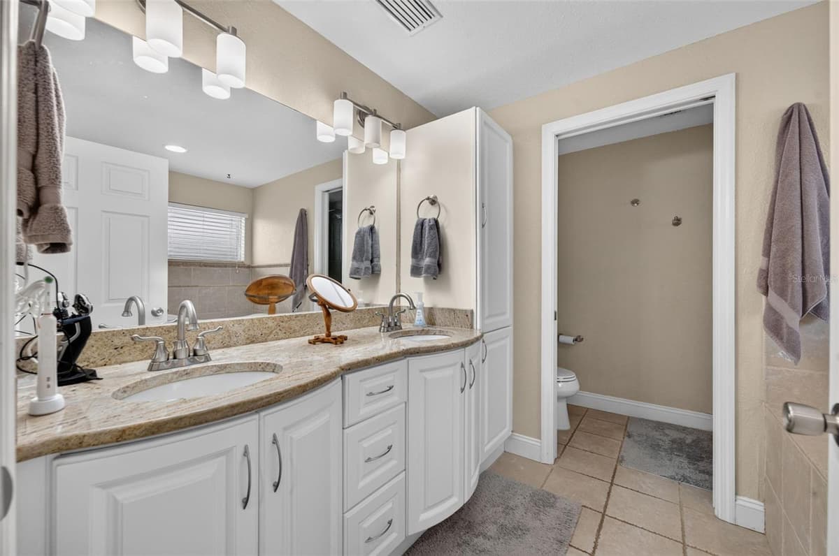 431 ARAPAHO TRAIL — photo 17 of 34