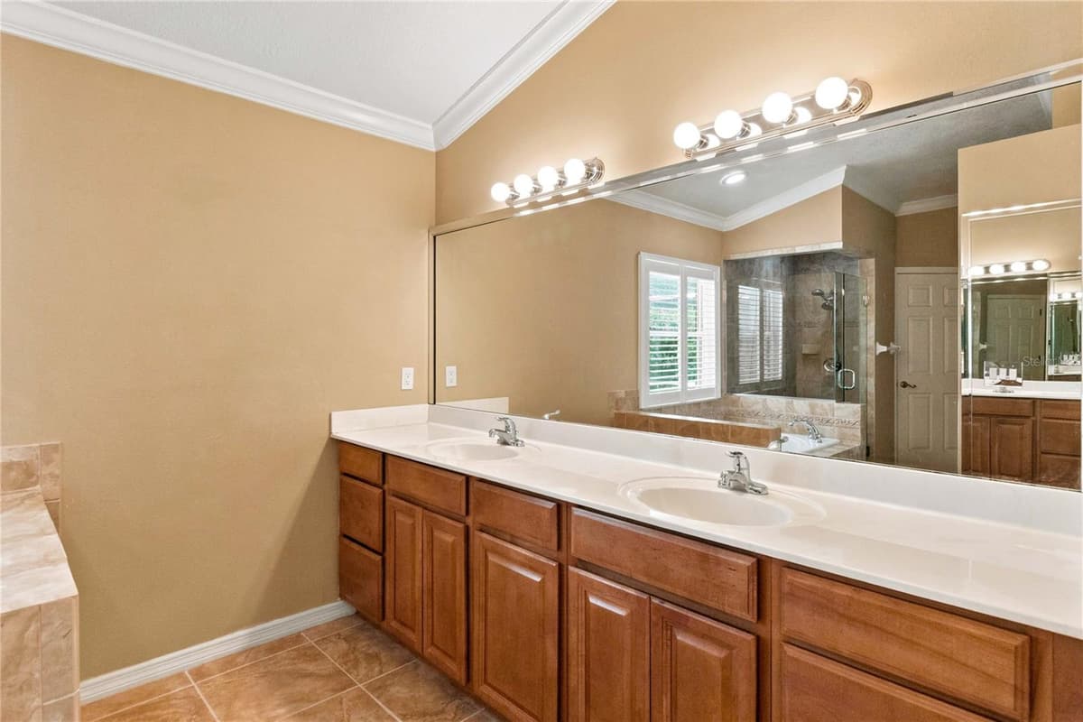 313 RIDGEWOOD STREET — photo 29 of 47