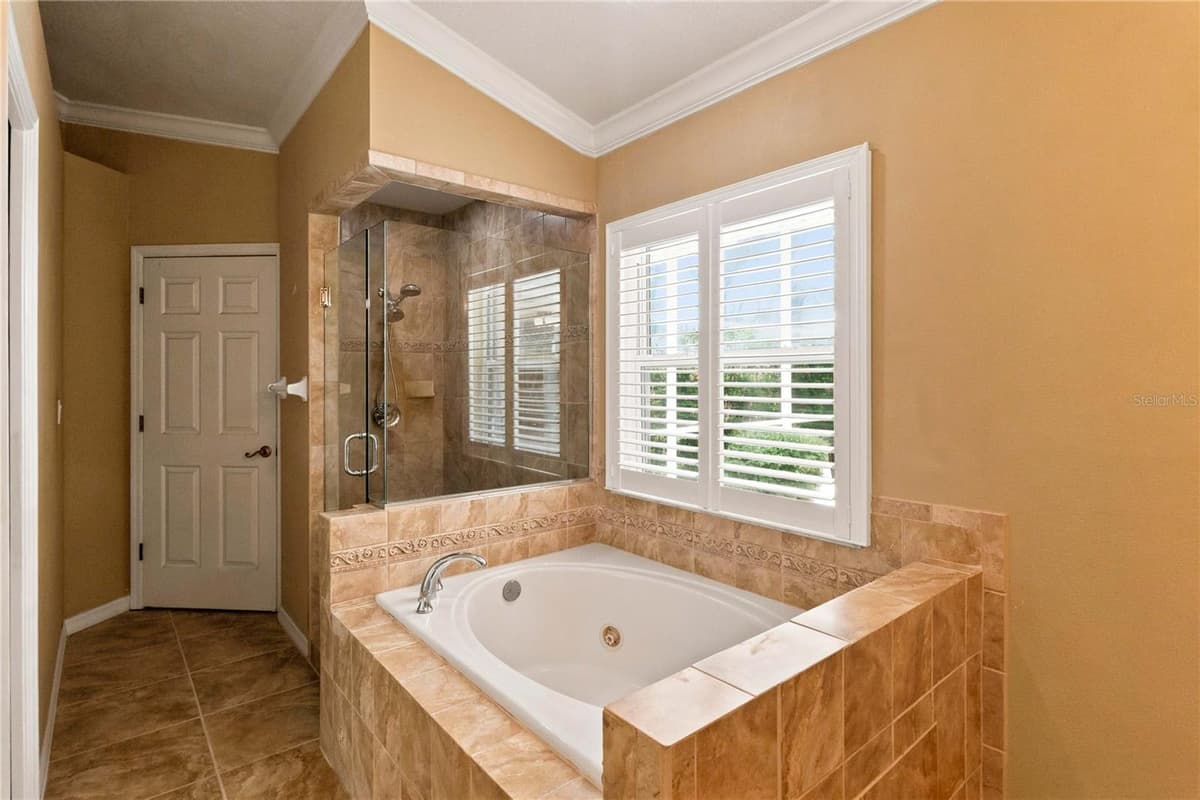 313 RIDGEWOOD STREET — photo 30 of 47