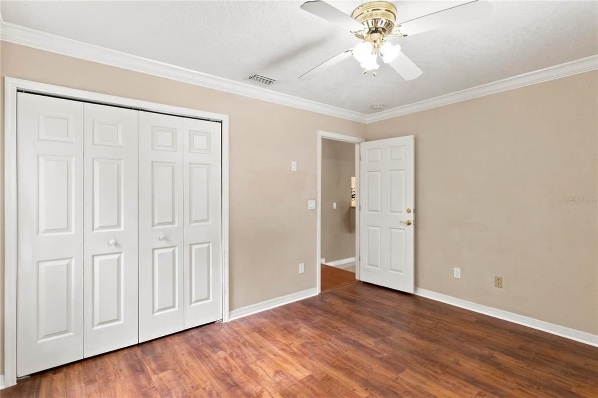 313 RIDGEWOOD STREET — photo 34 of 47