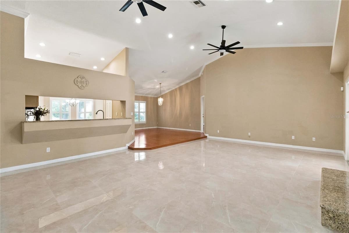 313 RIDGEWOOD STREET — photo 16 of 47