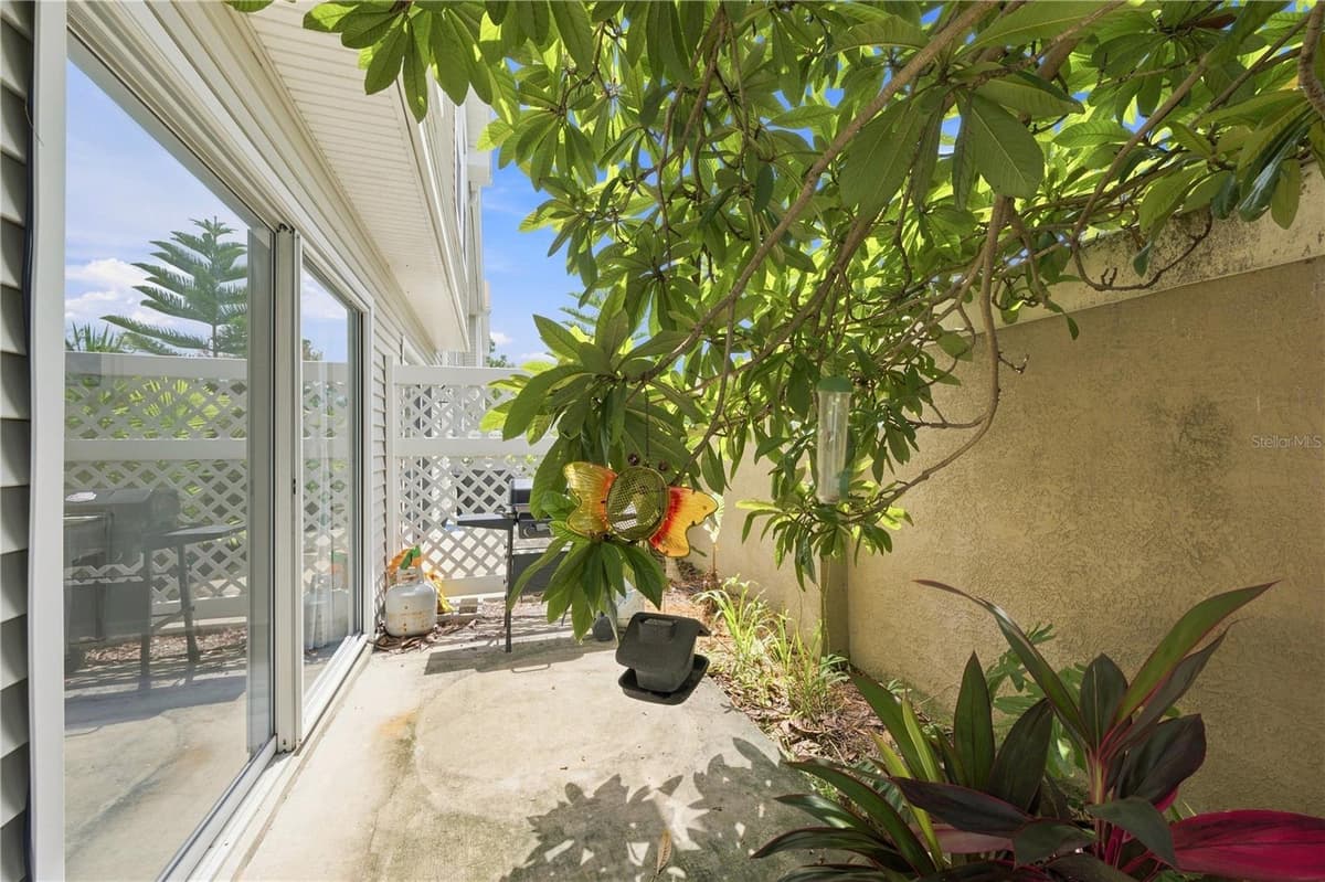 13158 THOROUGHBRED LOOP — photo 38 of 50