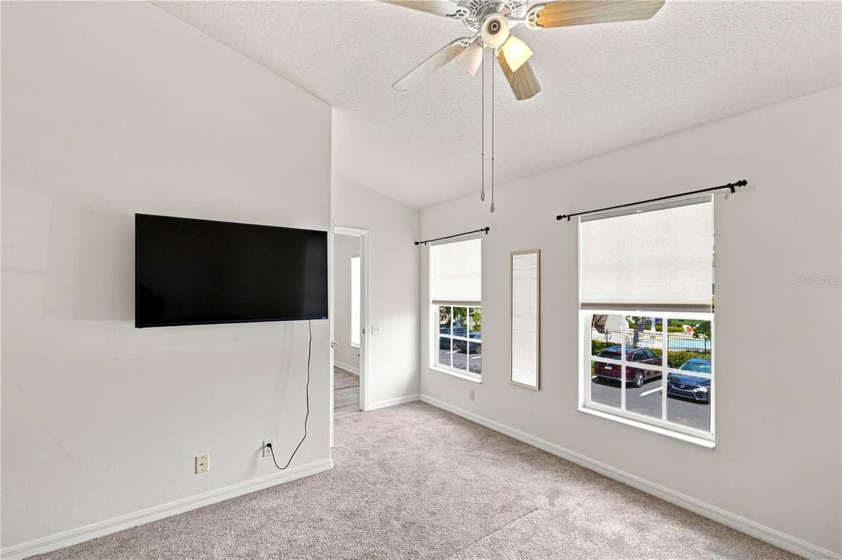 13158 THOROUGHBRED LOOP — photo 31 of 50