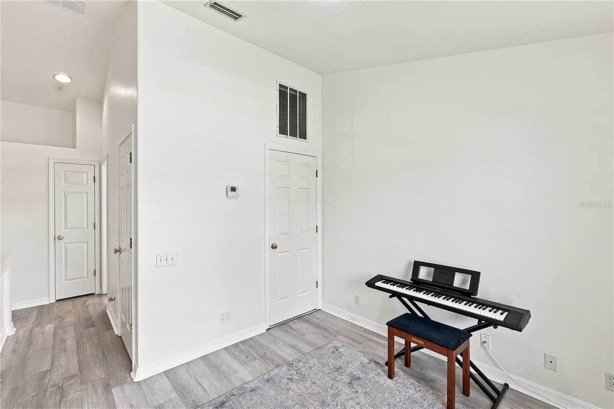 13158 THOROUGHBRED LOOP — photo 35 of 50