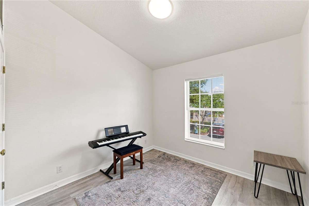 13158 THOROUGHBRED LOOP — photo 28 of 50