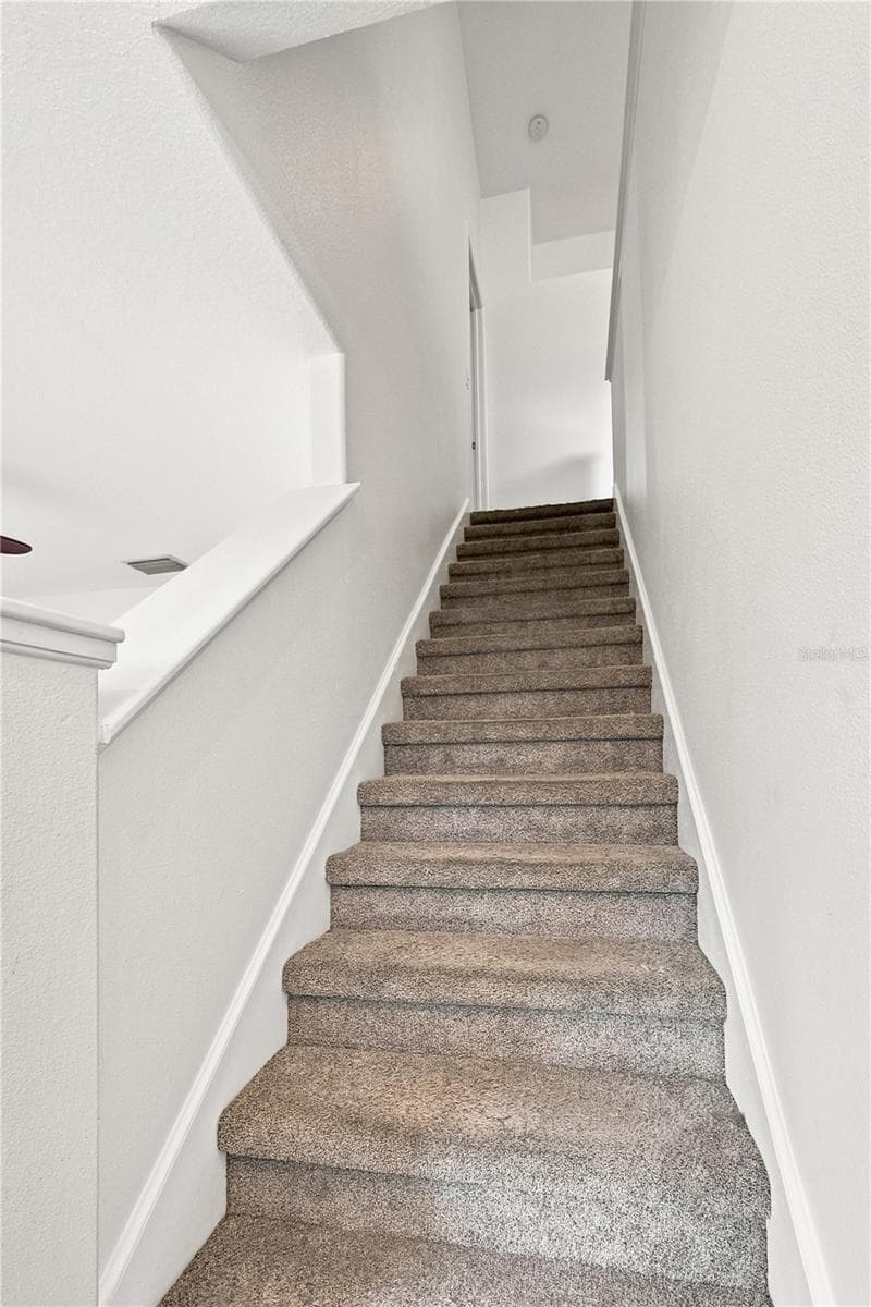 13158 THOROUGHBRED LOOP — photo 17 of 50