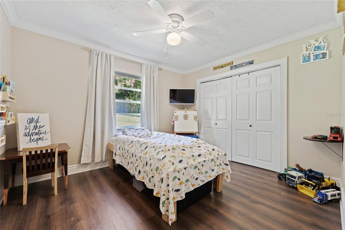 1467 HILLTOP DRIVE — photo 35 of 42