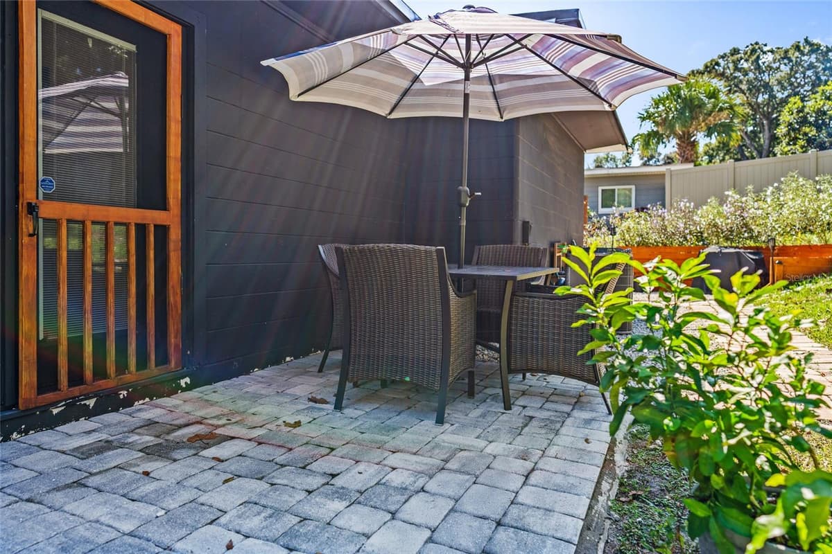 1467 HILLTOP DRIVE — photo 36 of 42