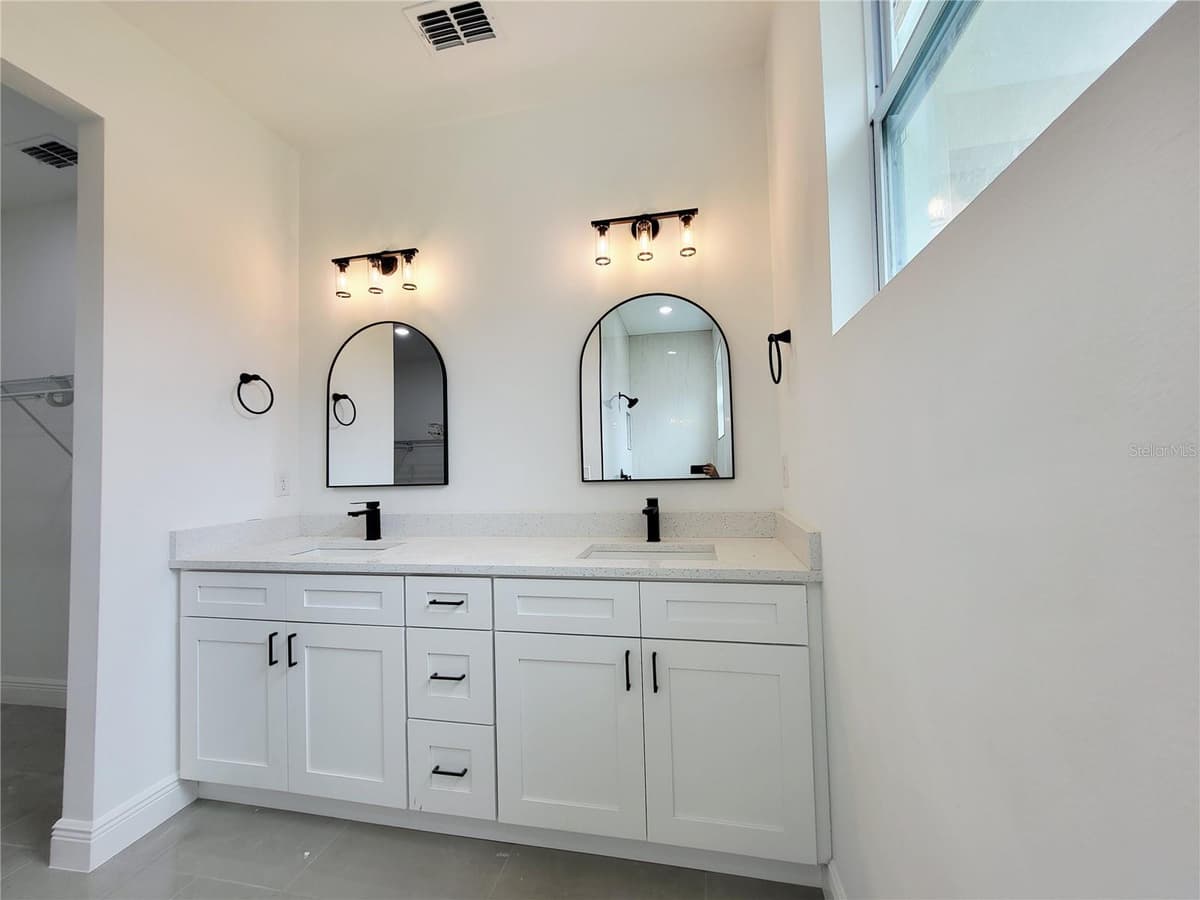 612 WAYCROSS ROAD — photo 17 of 31