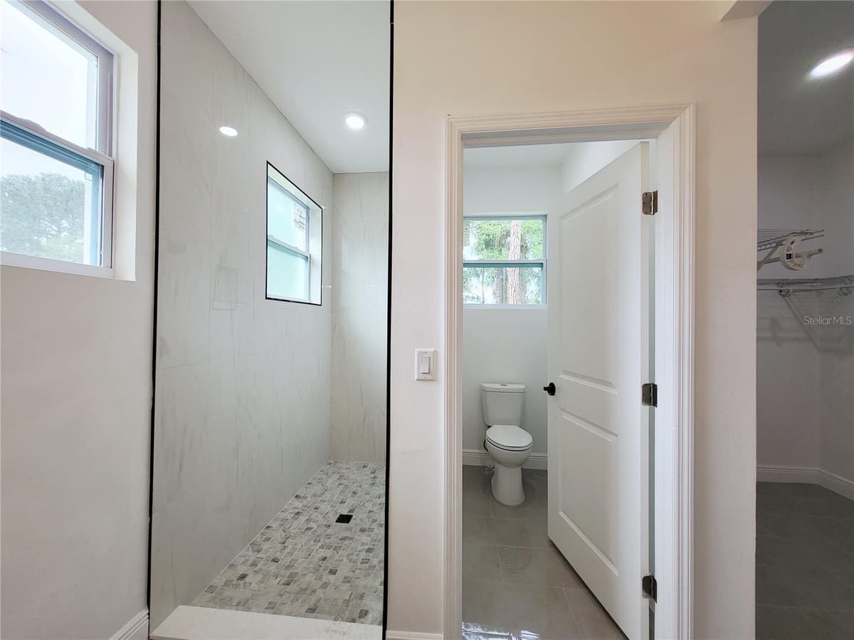 612 WAYCROSS ROAD — photo 15 of 31