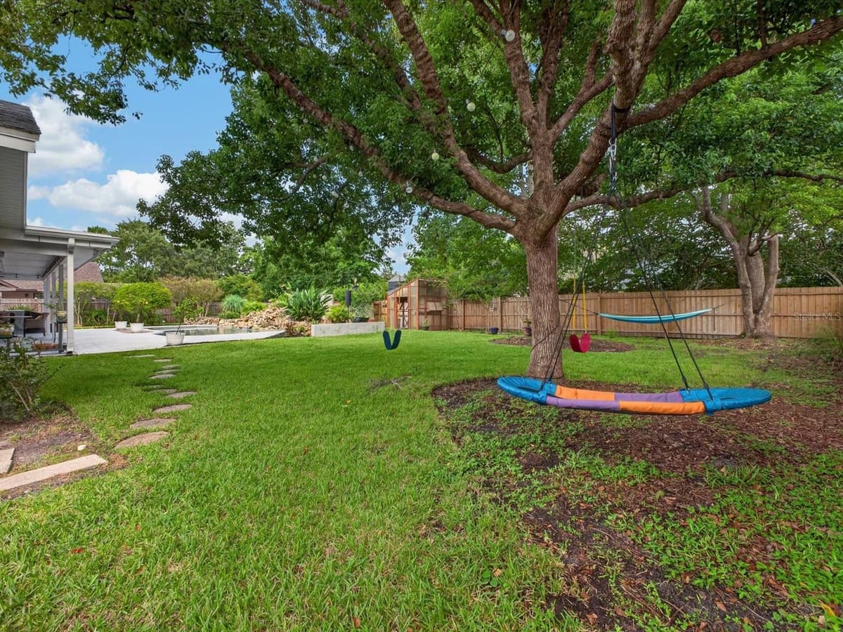 992 SLEEPING ROCK COURT — photo 36 of 38