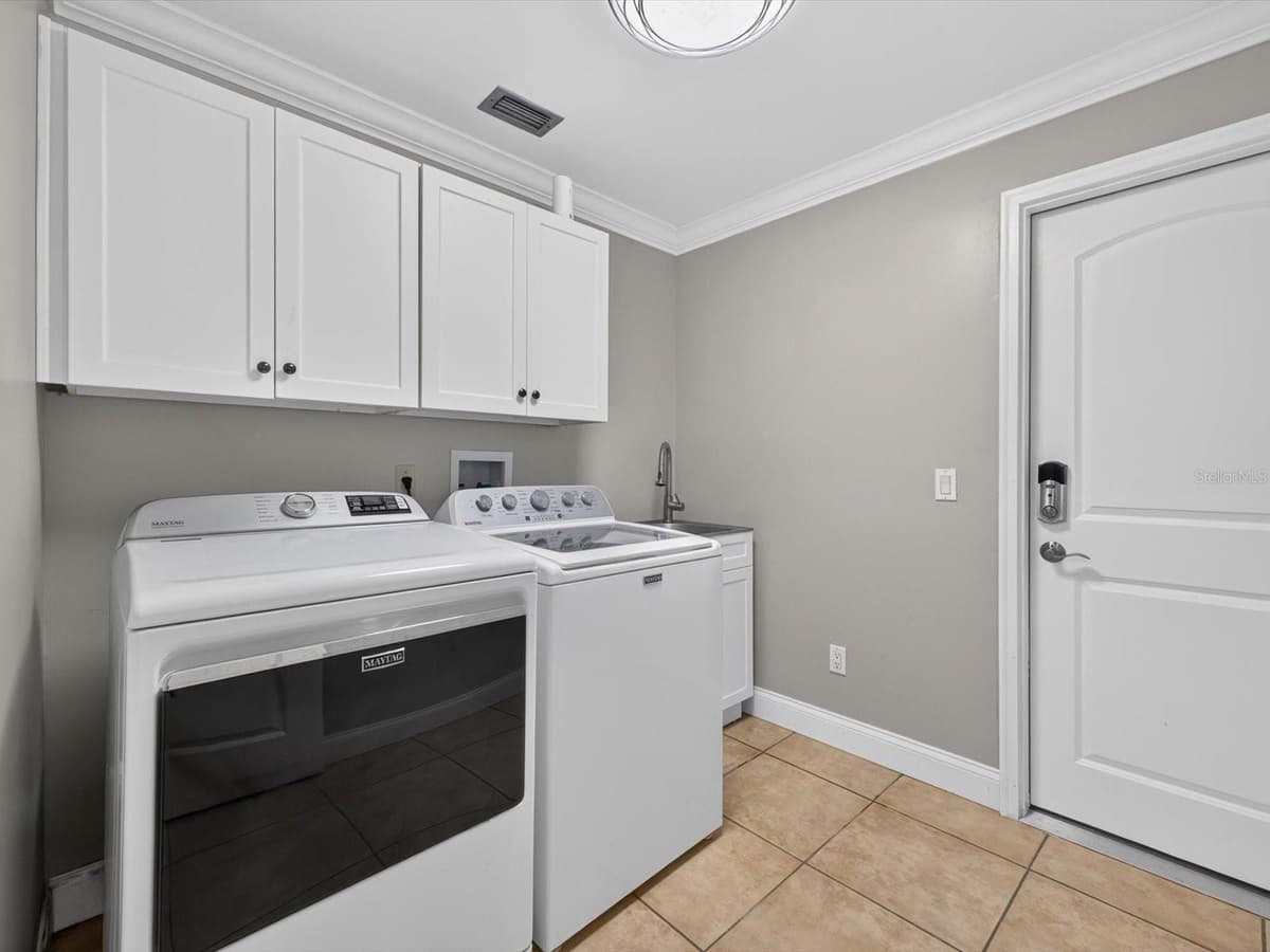 992 SLEEPING ROCK COURT — photo 19 of 38