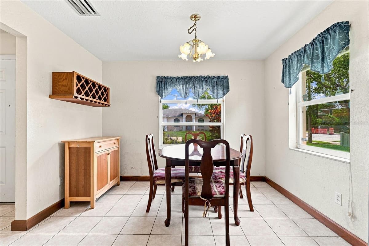 1220 ALEXANDER WAY — photo 4 of 45