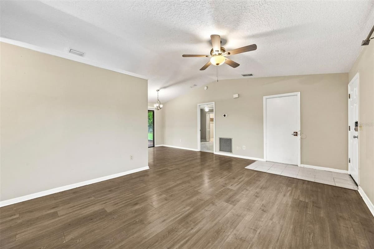 709 CUXHAVEN STREET — photo 6 of 33