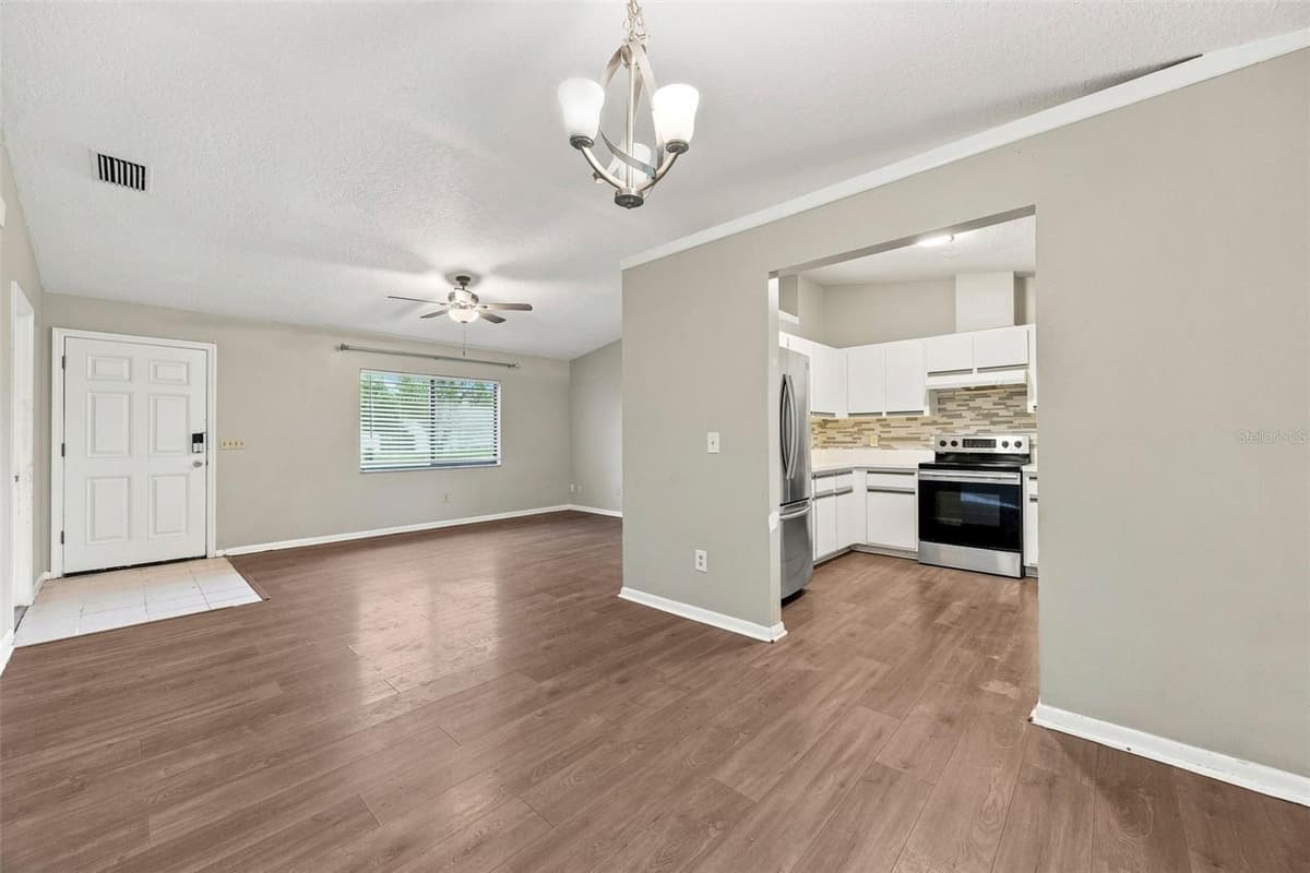 709 CUXHAVEN STREET — photo 9 of 33