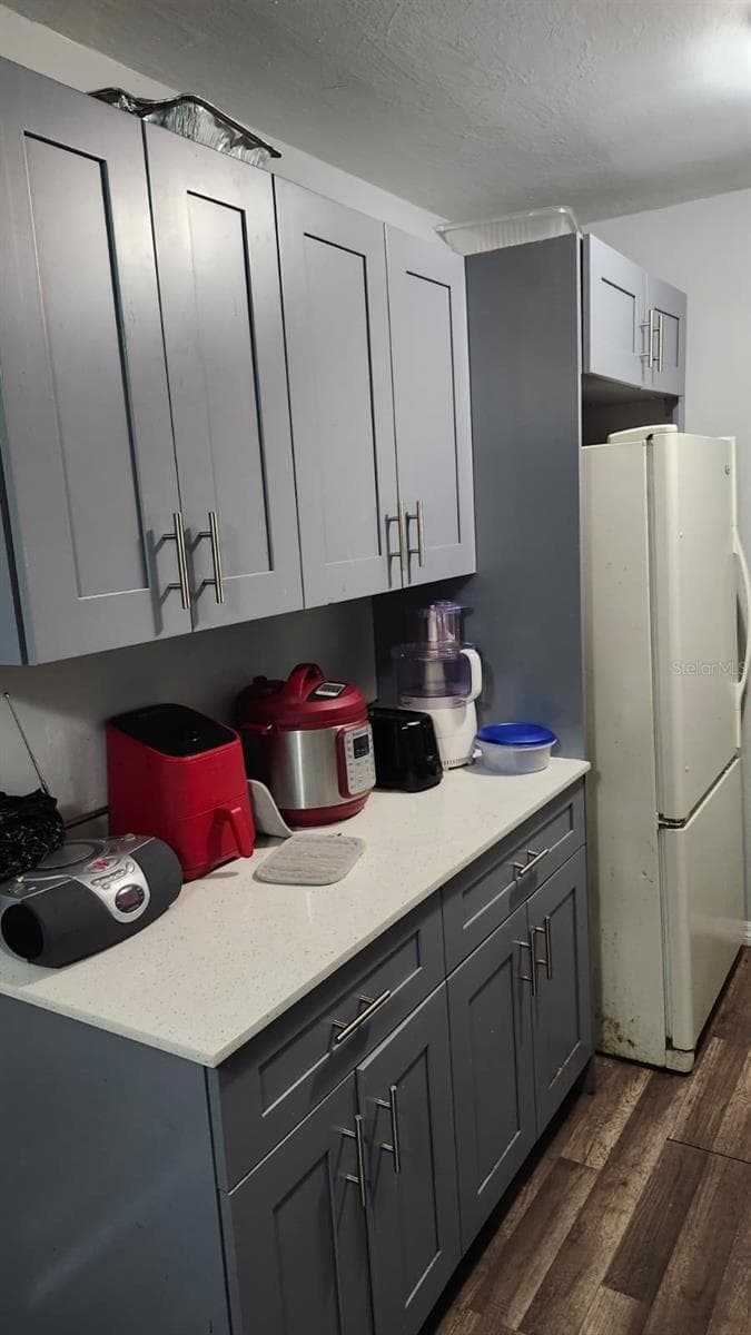 210 FRANCIS PARKMAN PLACE — photo 5 of 8