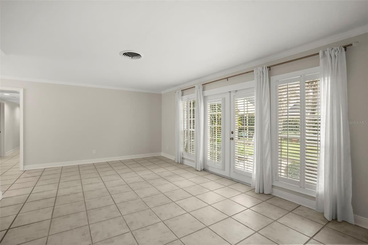 631 WILLIAMS DRIVE — photo 10 of 57