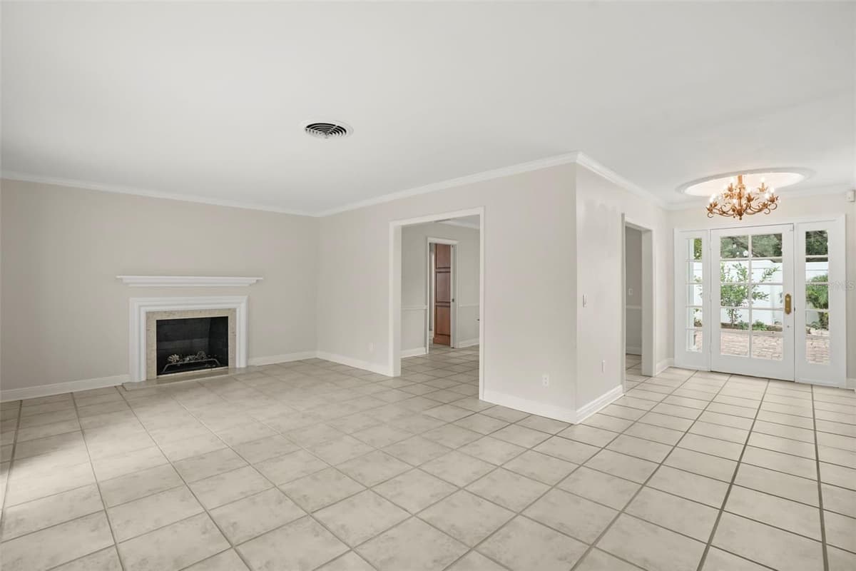 631 WILLIAMS DRIVE — photo 6 of 57