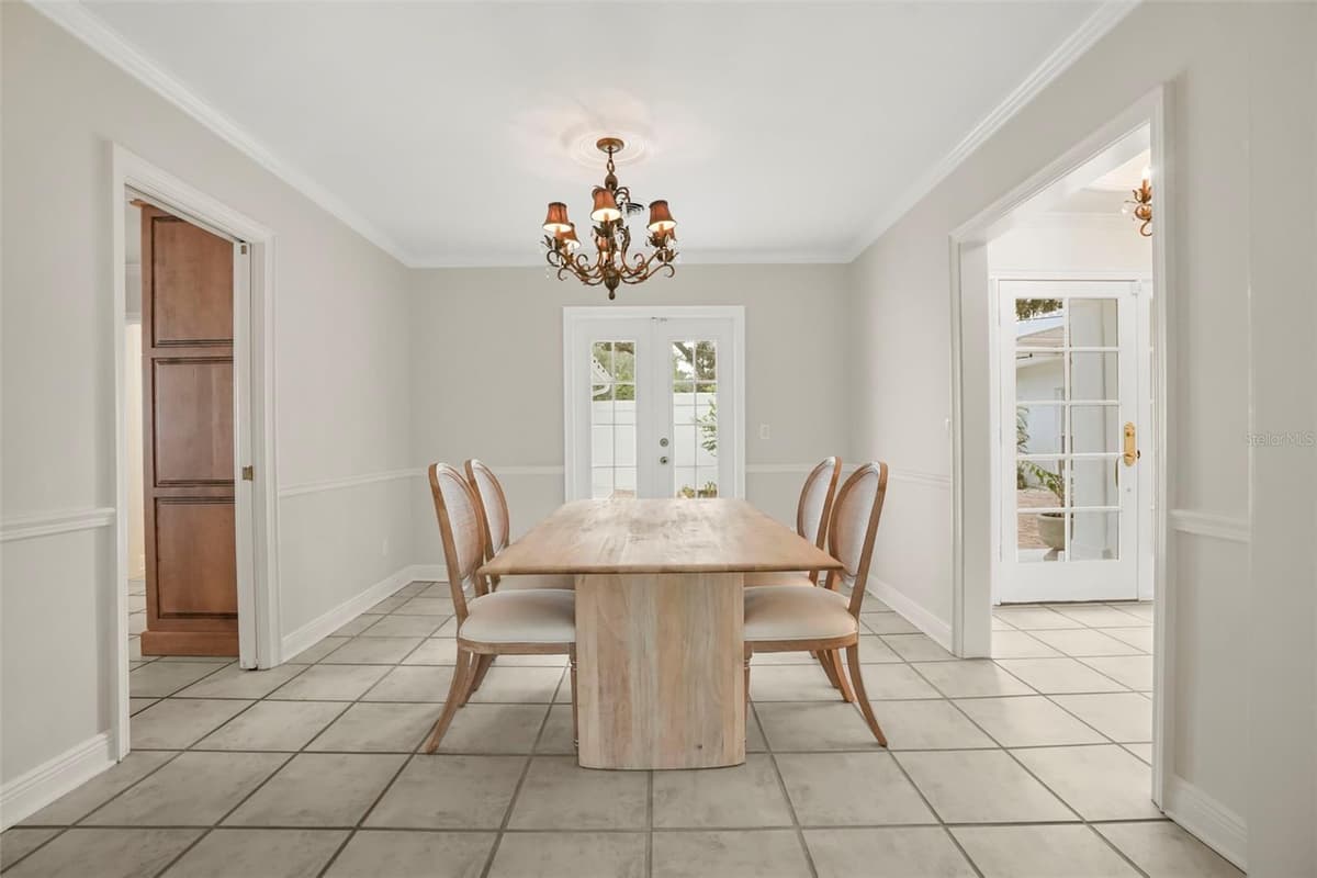 631 WILLIAMS DRIVE — photo 8 of 57