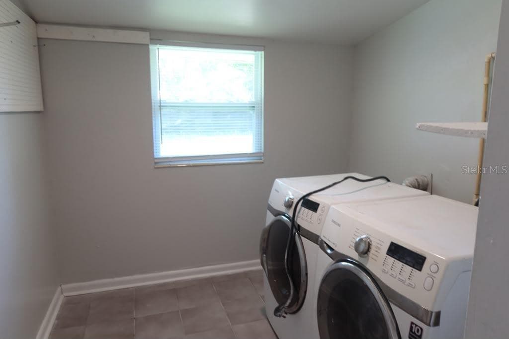 6731 MOPSY LN — photo 9 of 9