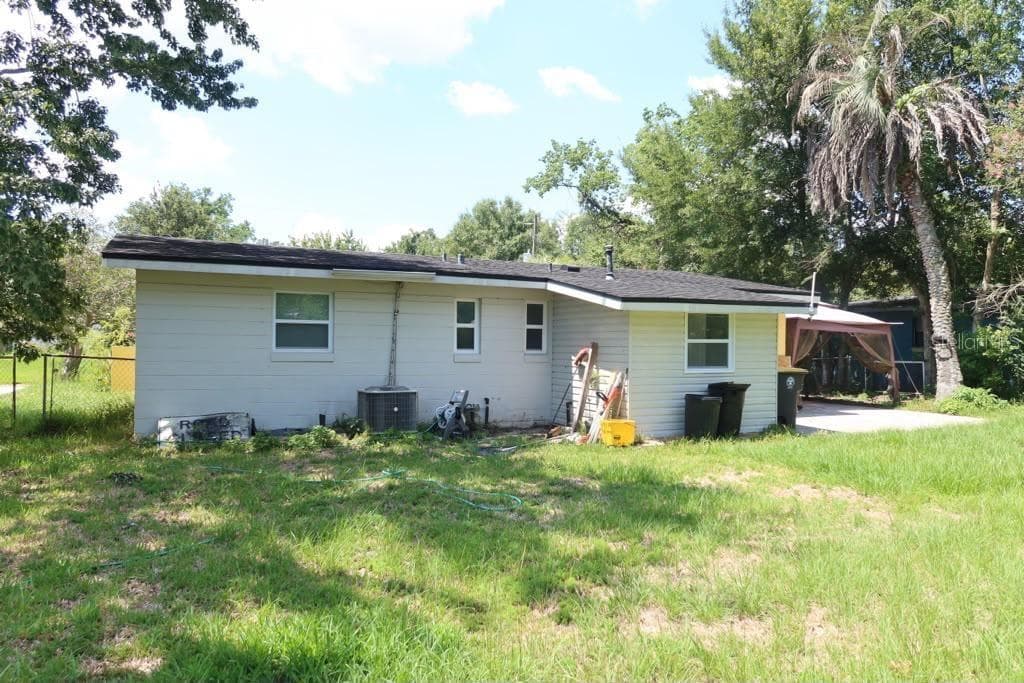 6731 MOPSY LN — photo 2 of 9