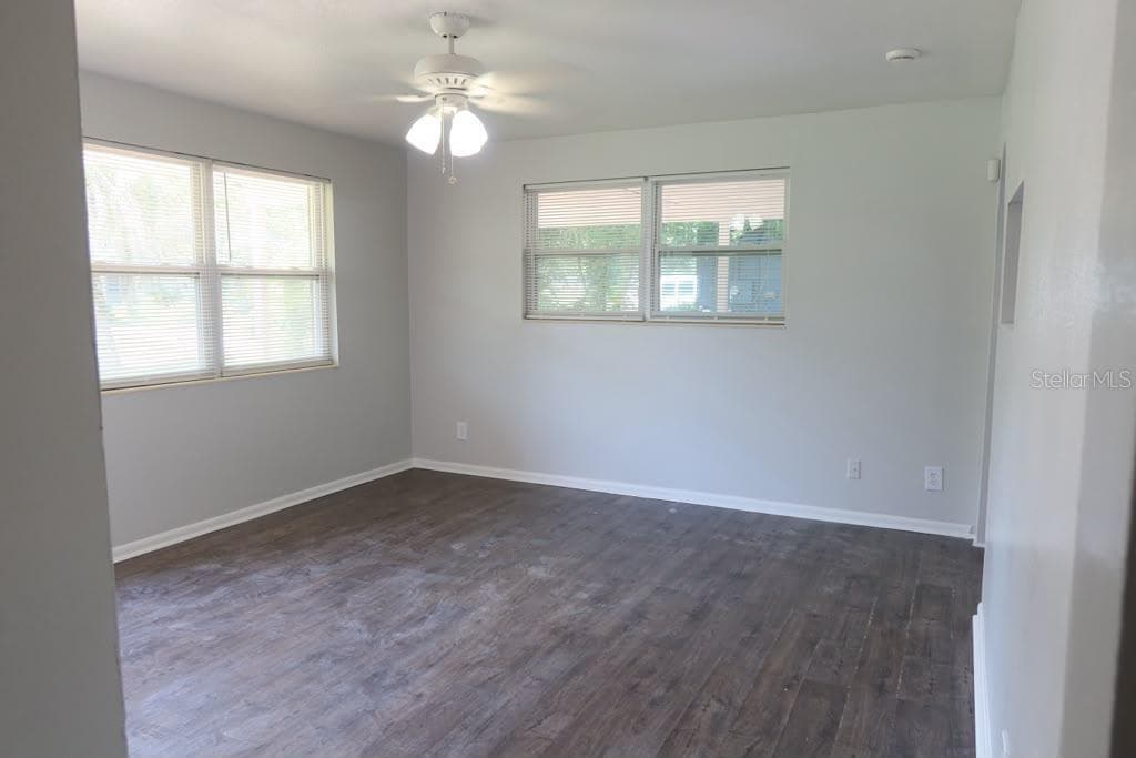 6731 MOPSY LN — photo 8 of 9