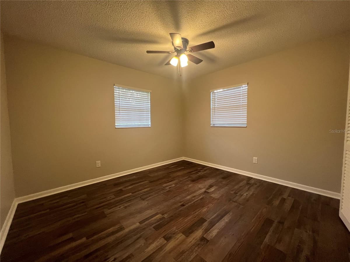 610 PATLIN AVENUE — photo 15 of 21