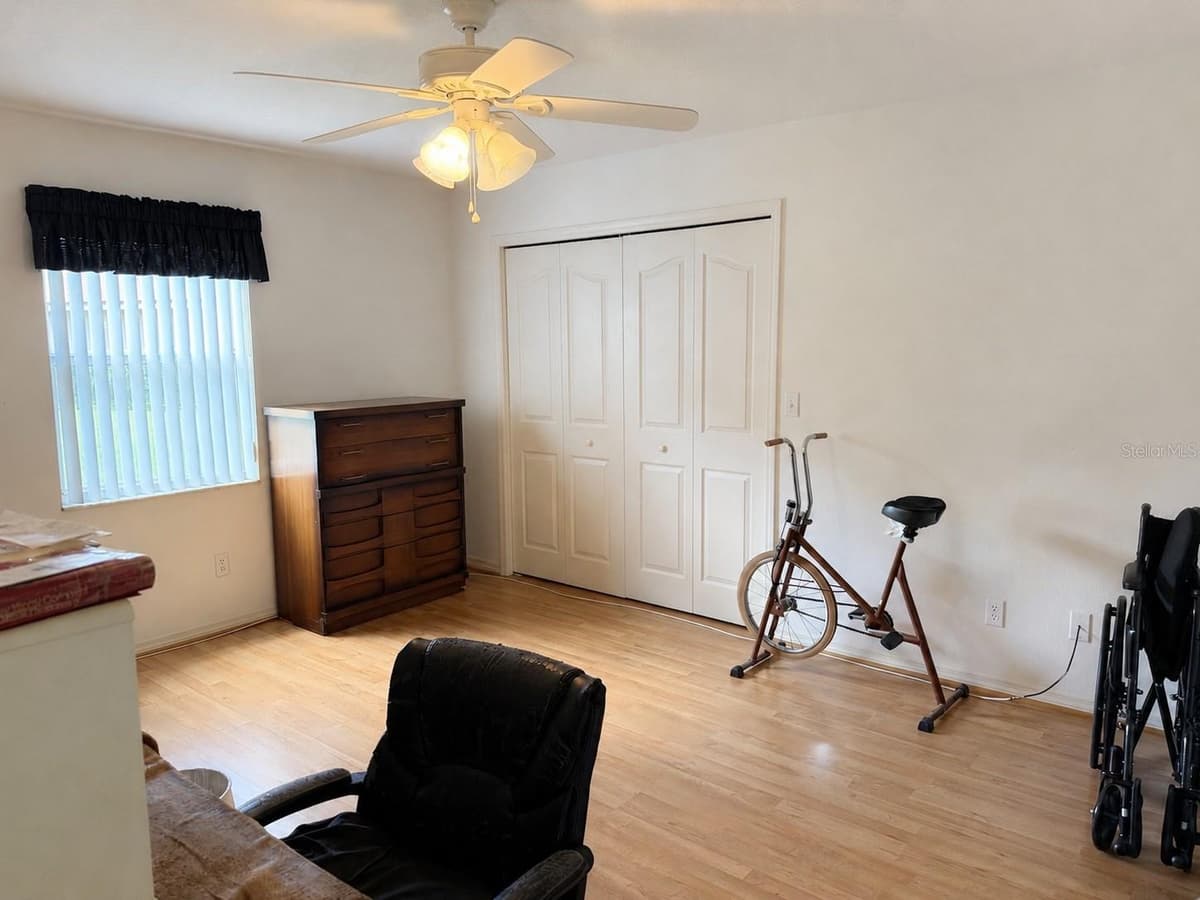 204 LAKE MARIAM COURT — photo 15 of 16