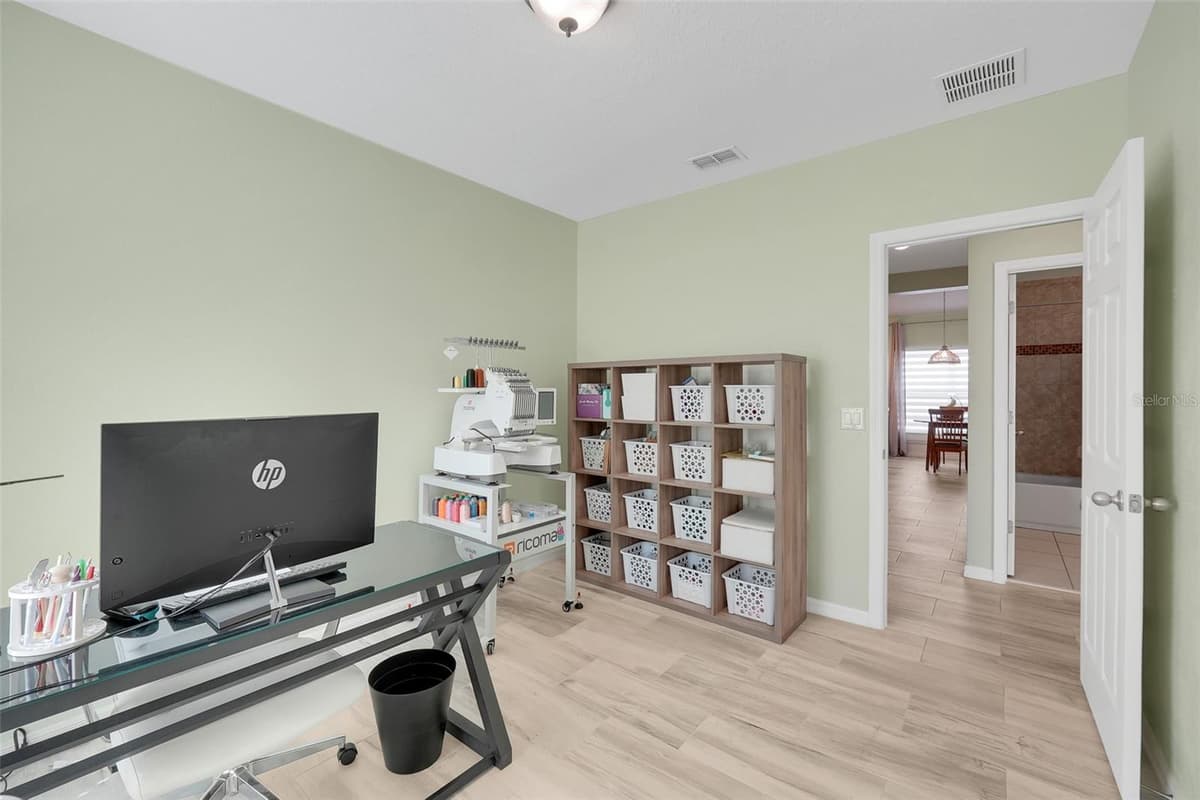 491 KESTREL DRIVE — photo 26 of 43