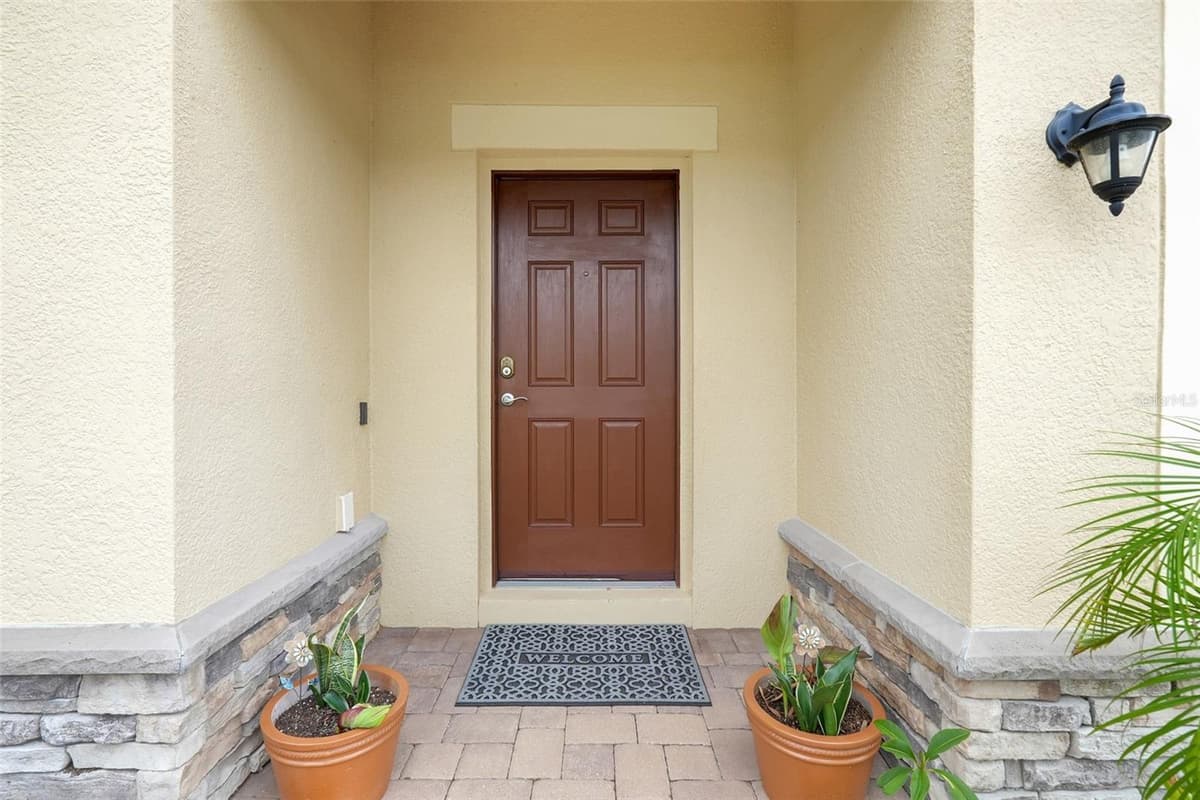 491 KESTREL DRIVE — photo 5 of 43