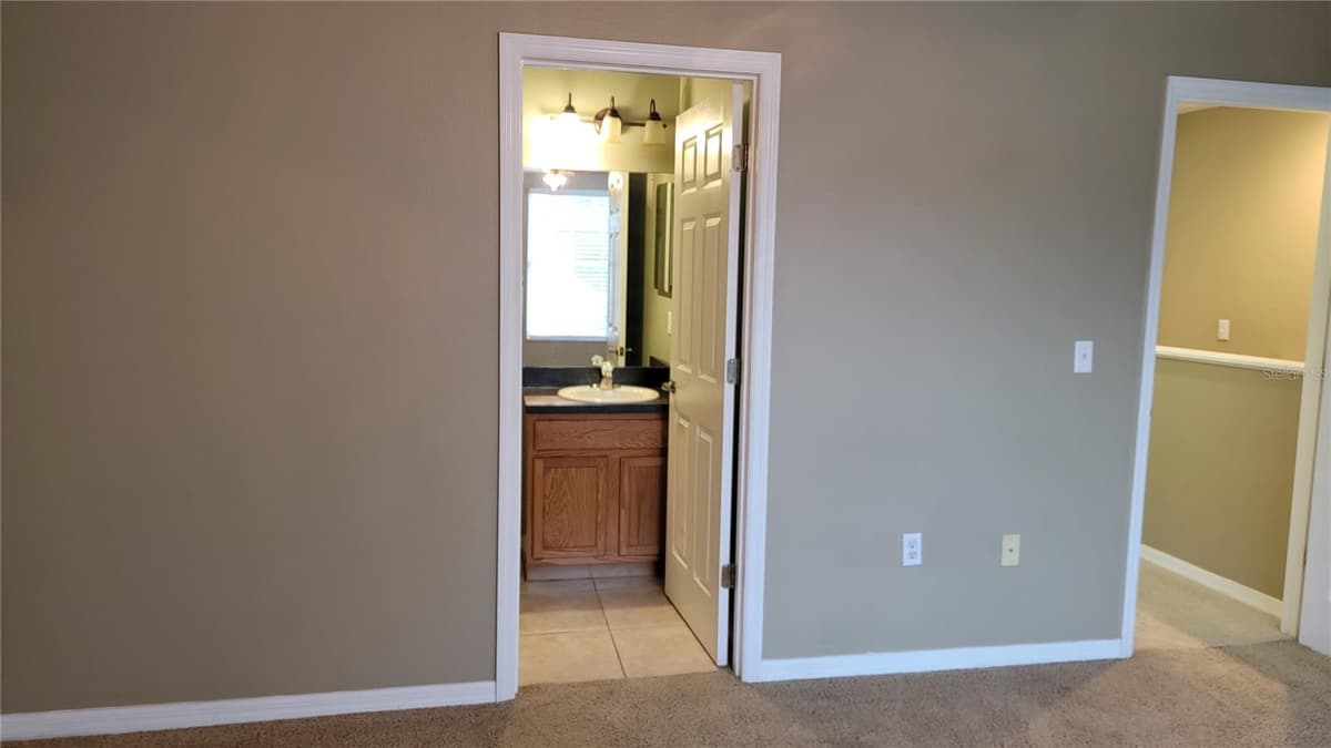 2805 CLIFFE COURT — photo 9 of 10