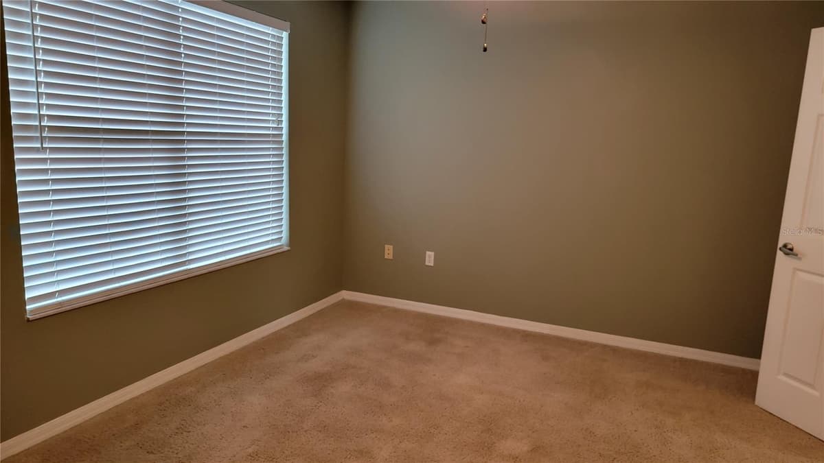 2805 CLIFFE COURT — photo 4 of 10
