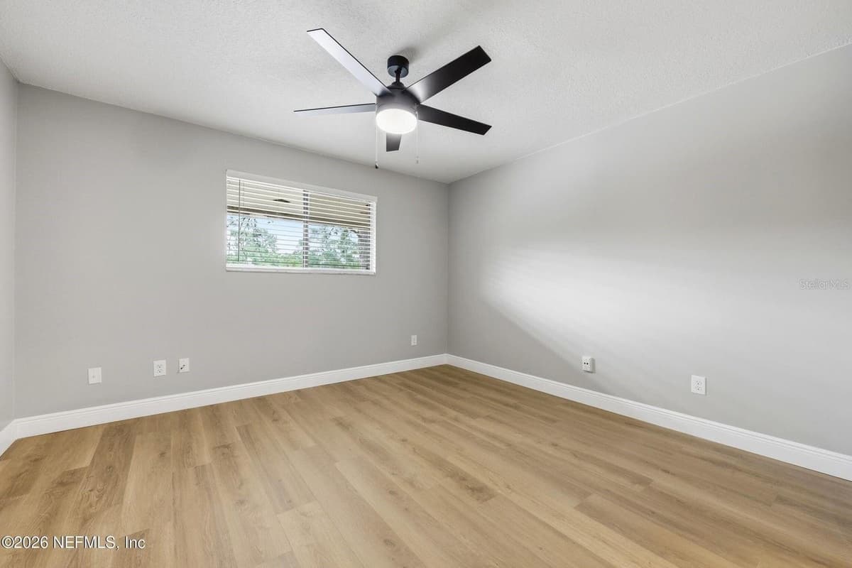 3801 CROWN POINT ROAD — photo 20 of 29