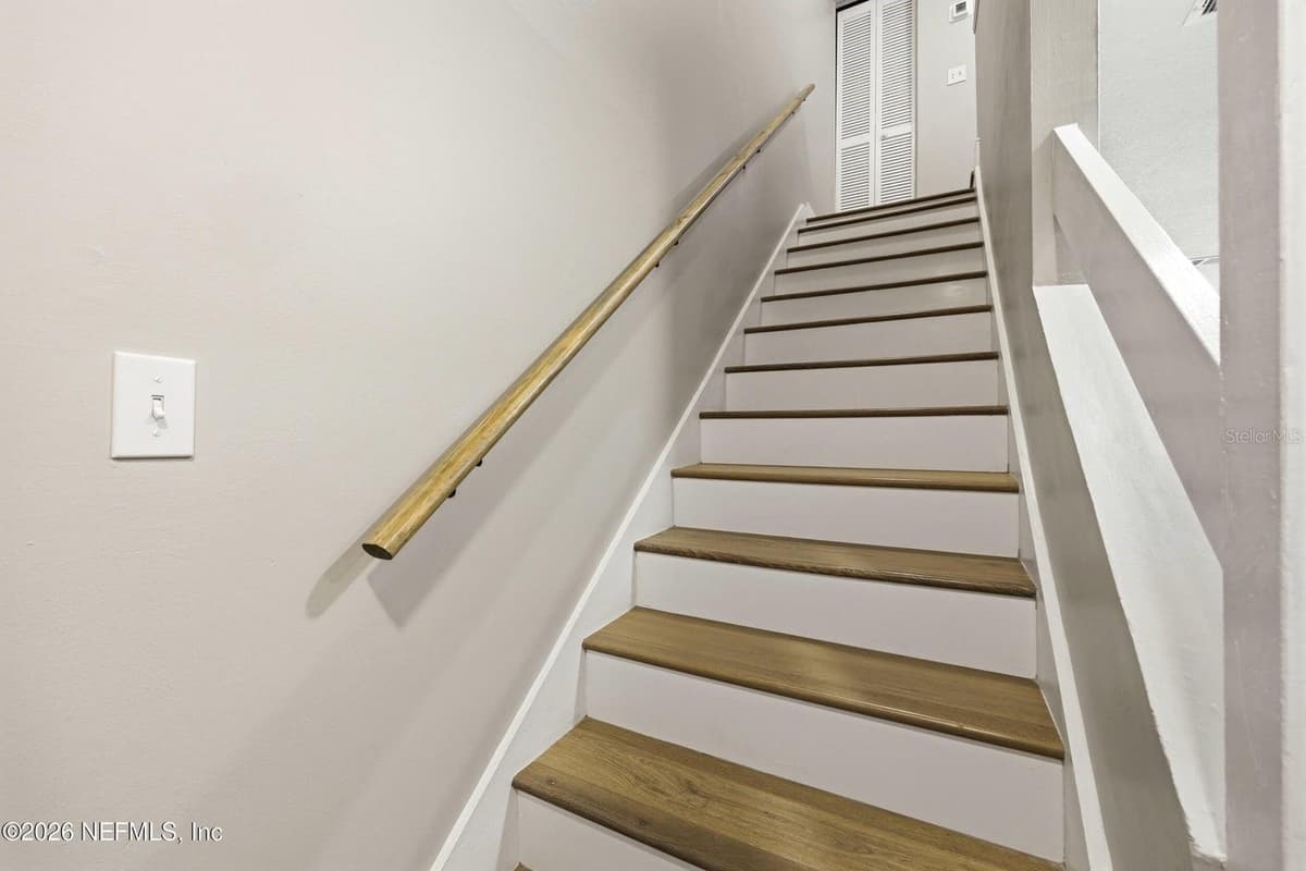 3801 CROWN POINT ROAD — photo 19 of 29
