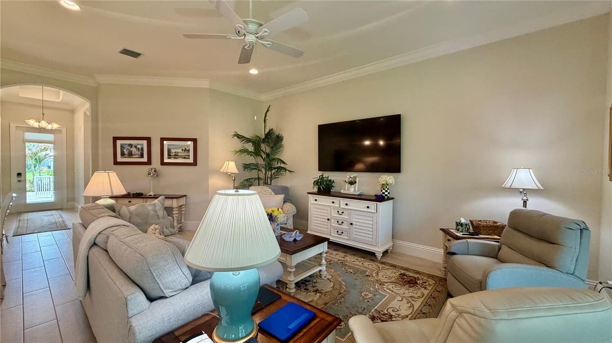 1330 SAINT CATHERINES CIRCLE — photo 16 of 47