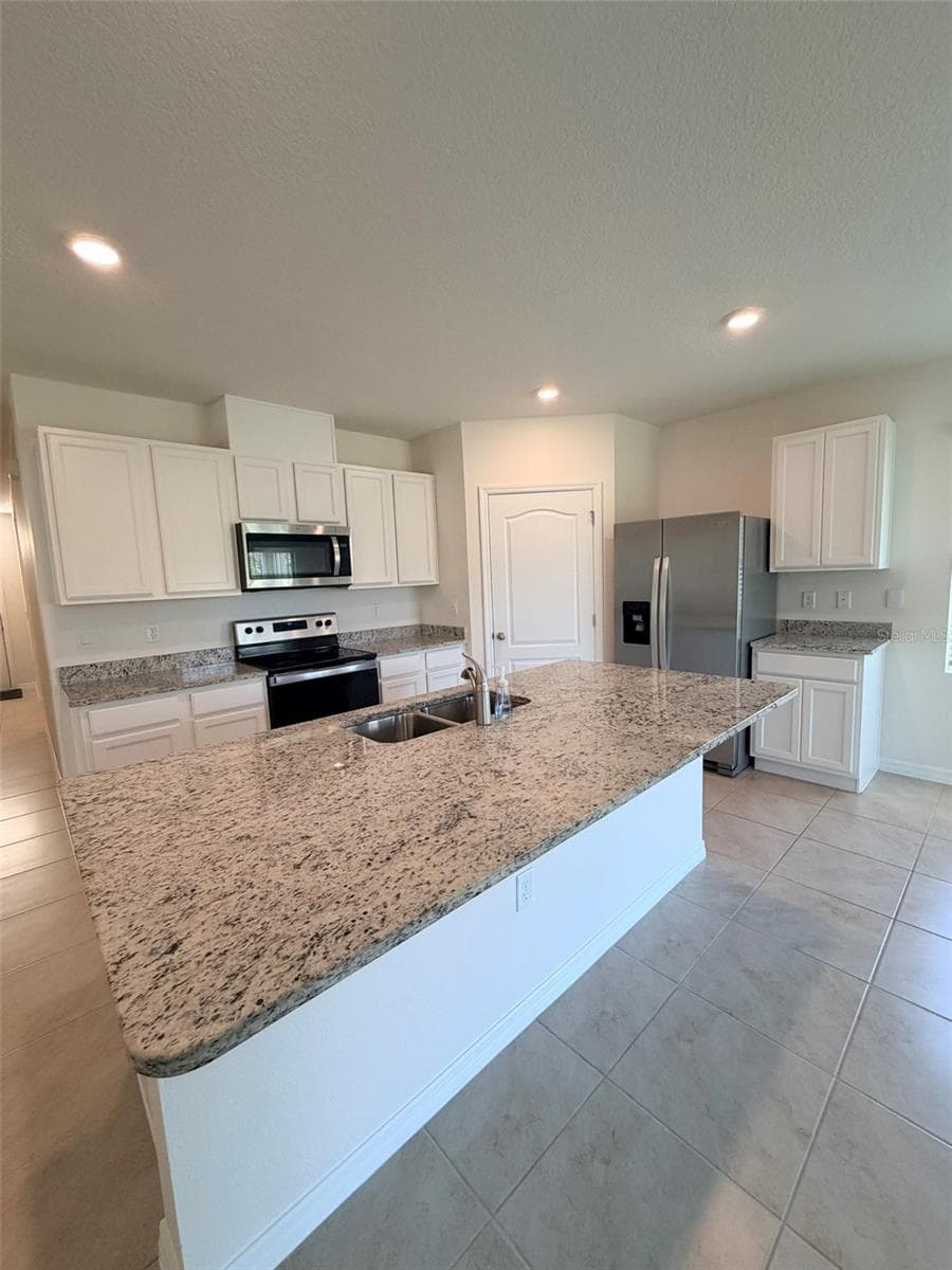 5277 GREENHEART AVENUE — photo 6 of 30