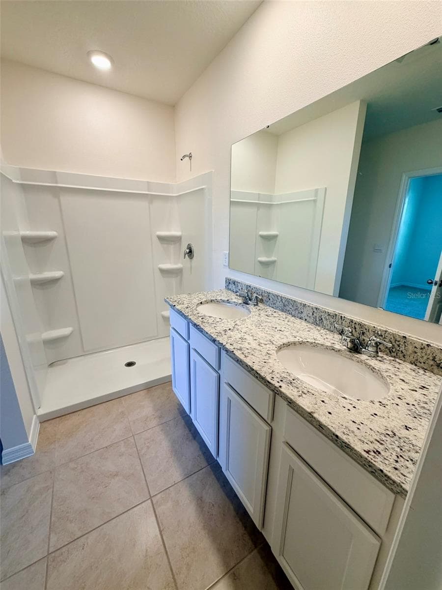 5277 GREENHEART AVENUE — photo 23 of 30