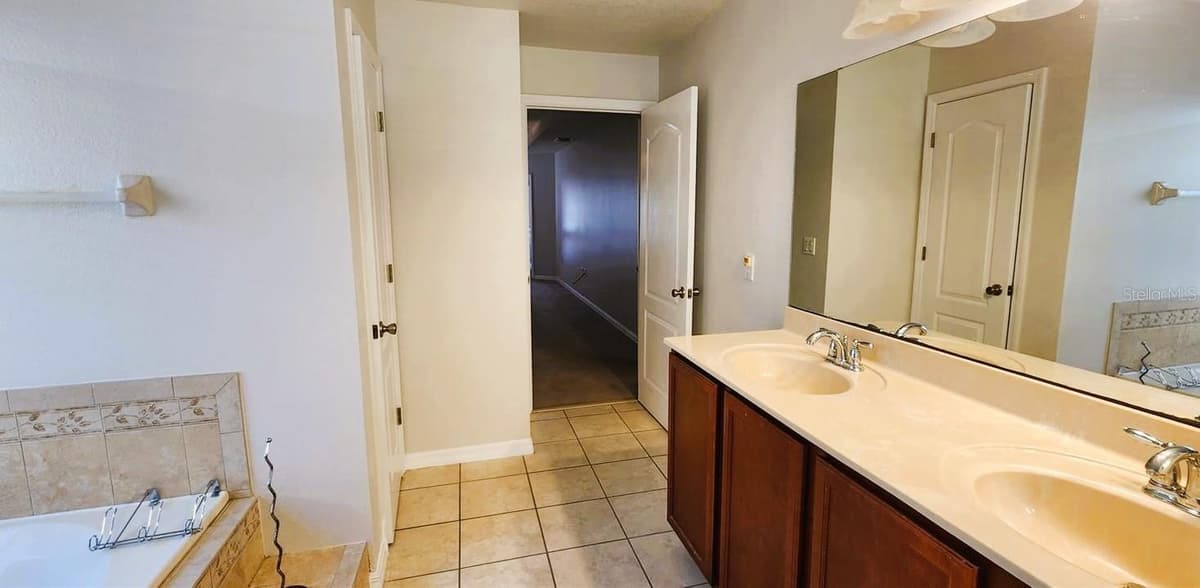 1134 IVEY LAKE DRIVE — photo 22 of 26