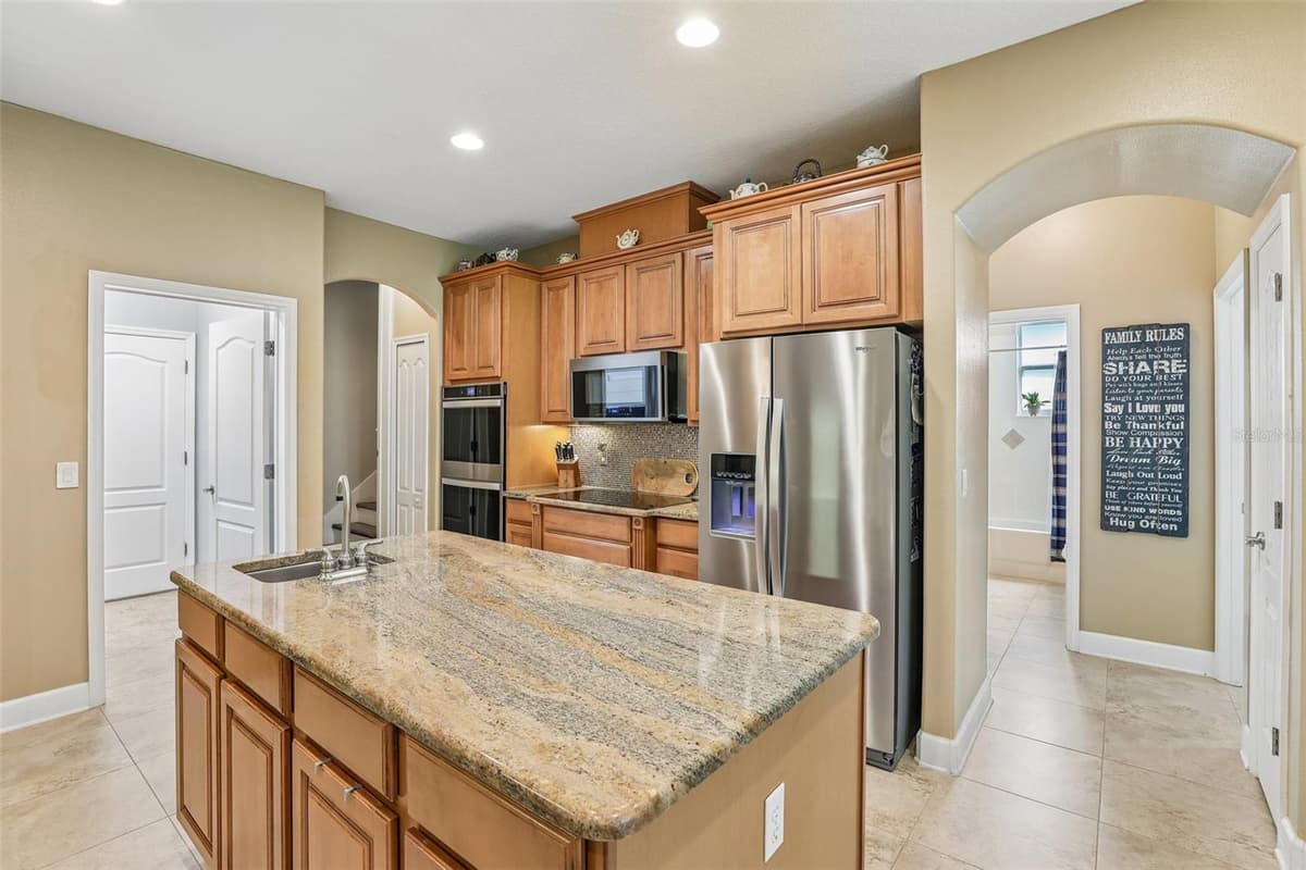 2431 PONKAN SUMMIT DRIVE — photo 10 of 40