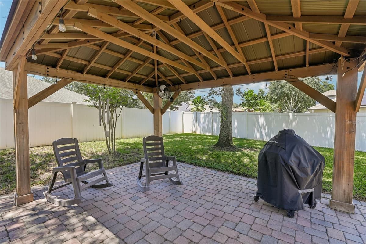 2431 PONKAN SUMMIT DRIVE — photo 33 of 40