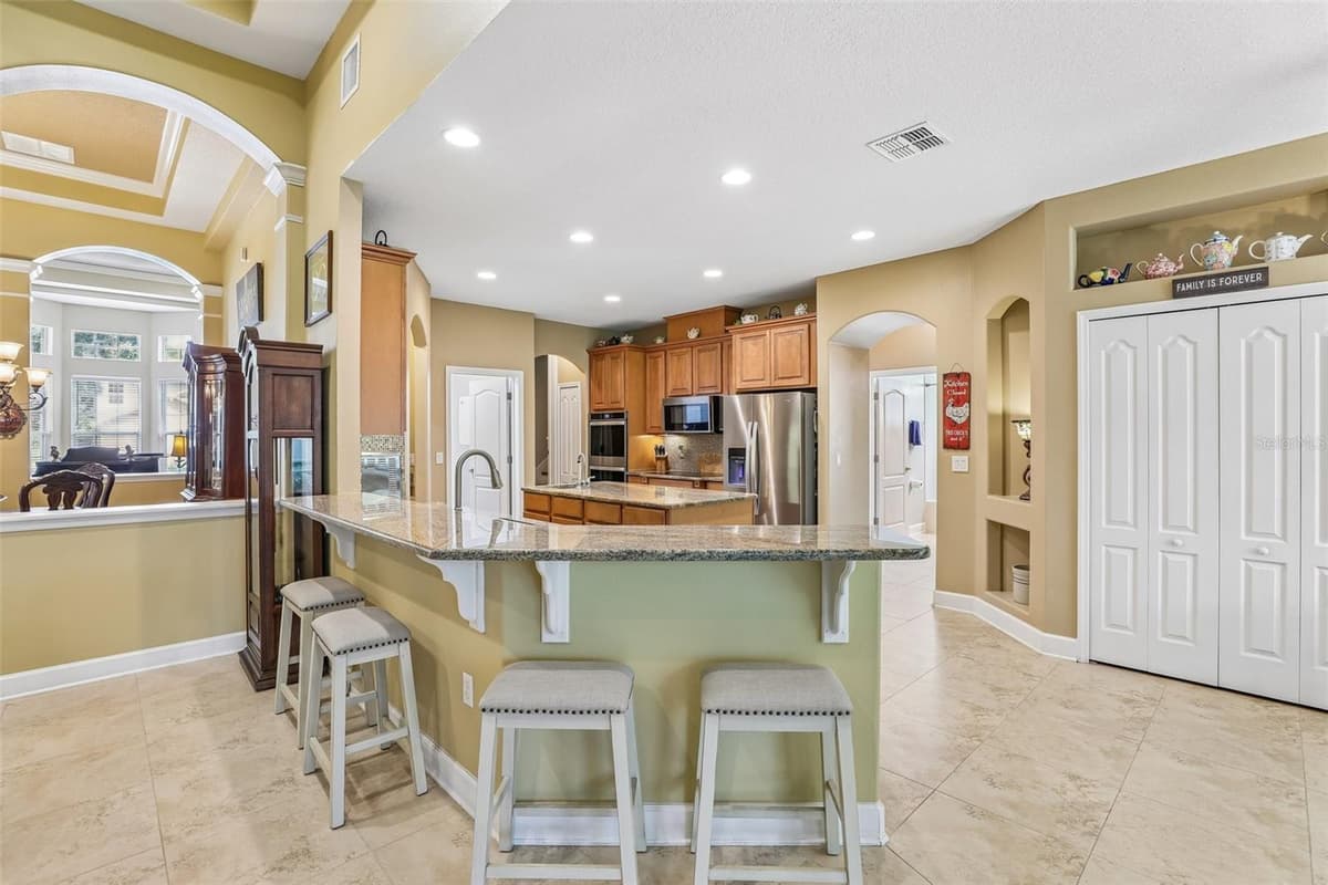 2431 PONKAN SUMMIT DRIVE — photo 8 of 40